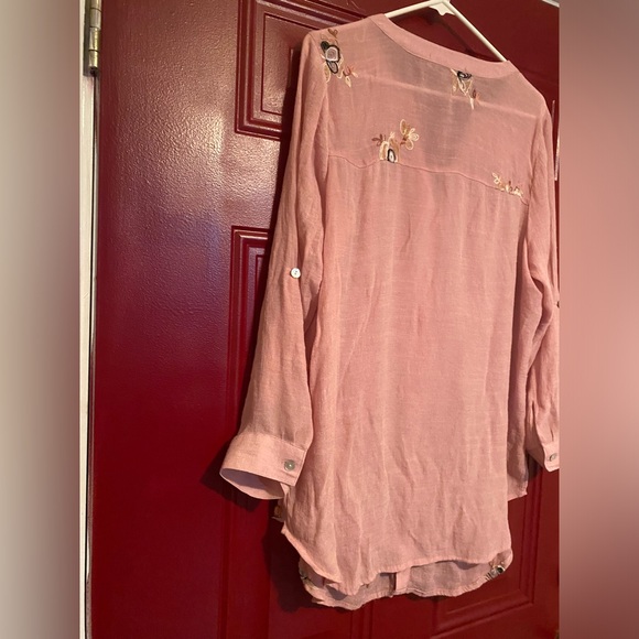 Figueroa & Flower Women's Sheer Flower Embroidered Button Up Blouse Size 1X - Picture 6 of 15